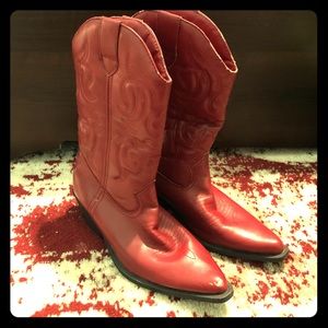 Size 9 red Wellington cowboy boots
